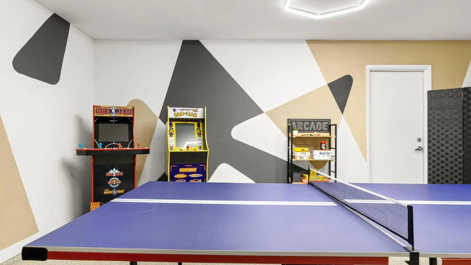Σπίτι διακοπών Stylish Home W Hot Tub, Heated Pool & Game Room Φοίνιξ Ηνωμένες Πολιτείες της Αμερικής