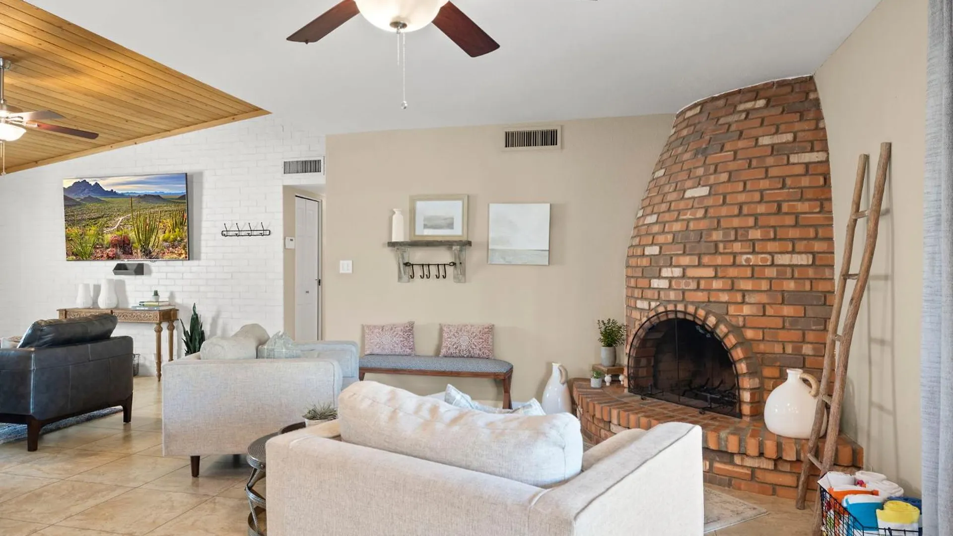 Stylish Home W Hot Tub, Heated Pool & Game Room Φοίνιξ